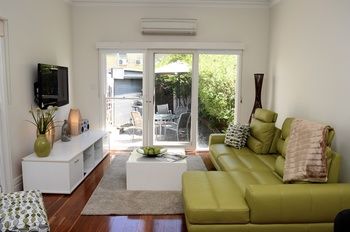Birches Townhouse - Accommodation Sunshine Coast 4