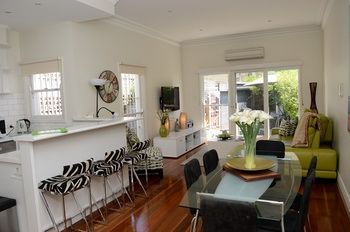Birches Townhouse - Accommodation Sunshine Coast 5