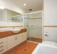 Nautilos Apartments - Accommodation Sunshine Coast