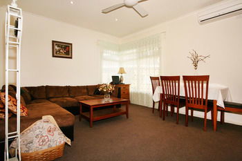 Lisson Holiday Rental - Accommodation Sunshine Coast 2