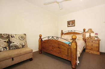 Lisson Holiday Rental - Accommodation Sunshine Coast 3