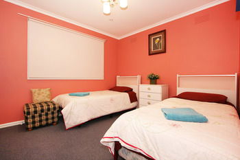 Roseland Holiday House - Accommodation Sunshine Coast 5