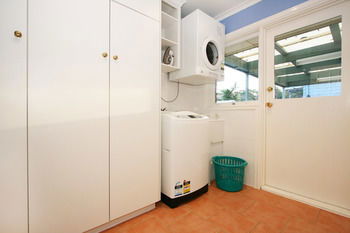 Roseland Holiday House - Accommodation Sunshine Coast 8