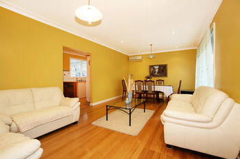 Roseland Holiday House - Accommodation Sunshine Coast 11
