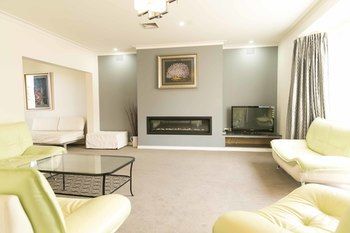 Hawthorn Holiday House - Accommodation Sunshine Coast 9