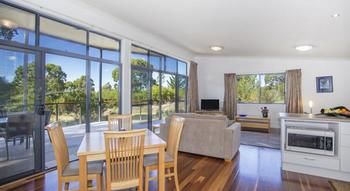 Interludes At Bawley - Accommodation Sunshine Coast 3