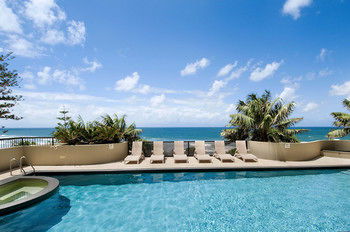 Clubb Coolum Beach Resort - Accommodation Sunshine Coast 2