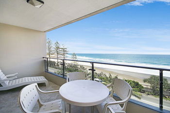 Clubb Coolum Beach Resort - Accommodation Sunshine Coast 19