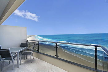 Clubb Coolum Beach Resort - Accommodation Sunshine Coast 20