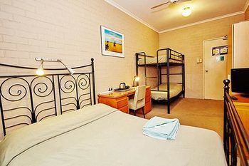 Billabong Gardens - Hostel - Accommodation Sunshine Coast 7