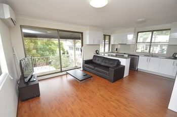 Balmain 1 Mont Furnished Apartment - Accommodation Sunshine Coast 4
