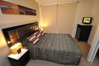 Balmain 12 Foy Furnished Apartment - Accommodation Sunshine Coast 4