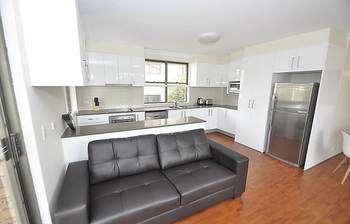Balmain 3 Mont Furnished Apartment - Accommodation Sunshine Coast 5