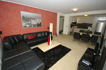 Balmain 704 Mar Furnished Apartment - Accommodation Sunshine Coast 7