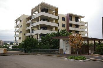 Balmain 704 Mar Furnished Apartment - Accommodation Sunshine Coast 10