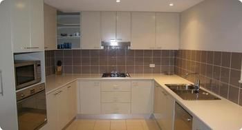 Castle Hill 503 Pen Furnished Apartment - Accommodation Sunshine Coast 4