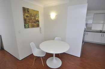 Balmain 2 Mont Furnished Apartment - Accommodation Sunshine Coast 11