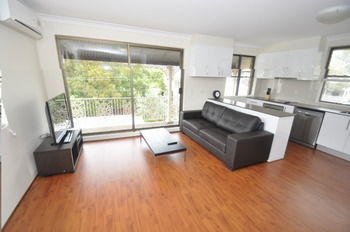Balmain 2 Mont Furnished Apartment - Accommodation Sunshine Coast 15