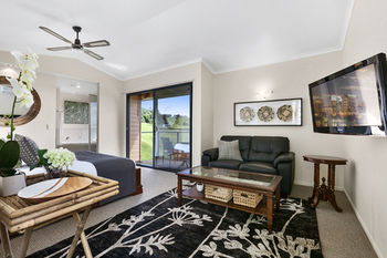 Top Of The Hill - Accommodation Sunshine Coast 12