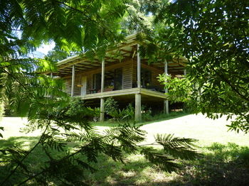 Bellthorpe Stays - Accommodation Sunshine Coast 1