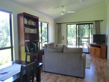 Bellthorpe Stays - Accommodation Sunshine Coast 15