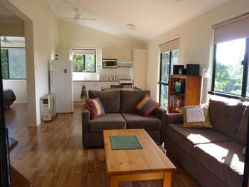 Bellthorpe Stays - Accommodation Sunshine Coast 16