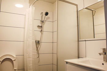 Coogee Prime Lodge - Accommodation Sunshine Coast 0