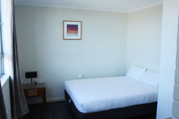 Coogee Prime Lodge - Accommodation Sunshine Coast 7