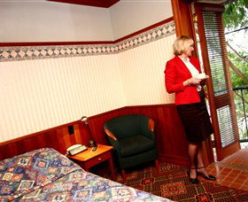 Manly Hotel, The - Accommodation Sunshine Coast 2