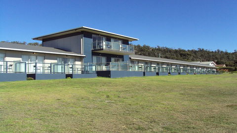 BEST WESTERN Beachfront At Bicheno - Accommodation Sunshine Coast 0