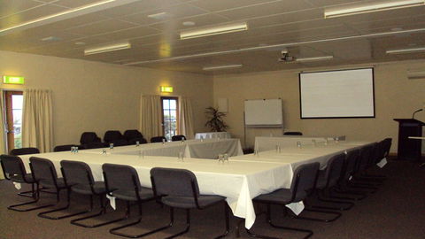 BEST WESTERN Beachfront At Bicheno - Accommodation Sunshine Coast 2