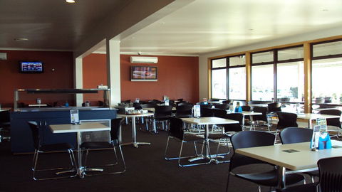 BEST WESTERN Beachfront At Bicheno - Accommodation Sunshine Coast 4