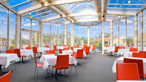 BEST WESTERN Airport Motel And Convention Centre - Accommodation Sunshine Coast 0