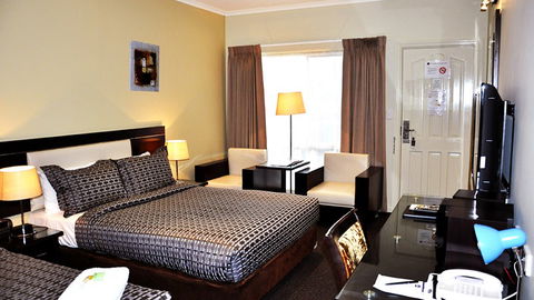 BEST WESTERN Airport Motel And Convention Centre - Accommodation Sunshine Coast 3