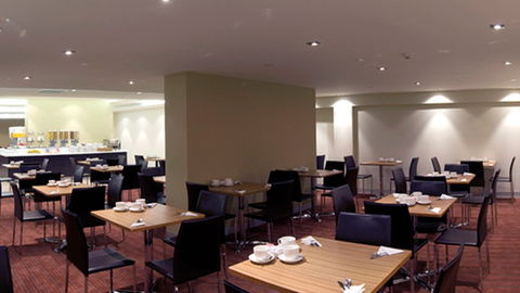 BEST WESTERN Atlantis Hotel - Accommodation Sunshine Coast 2