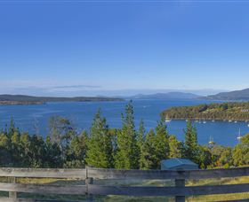 Bruny Vista Cabin - Accommodation Sunshine Coast 2