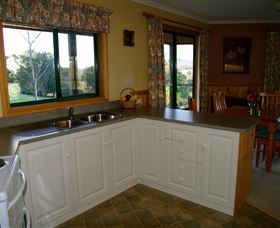 Viewenmore Villa Bed & Breakfast - Accommodation Sunshine Coast 3