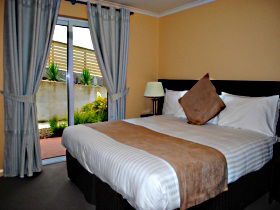 Hampden At Battery Point - Accommodation Sunshine Coast 0