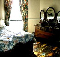 Bischoff Hotel - Accommodation Sunshine Coast