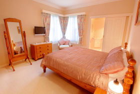 B & B At Winterbrook - Accommodation Sunshine Coast 1