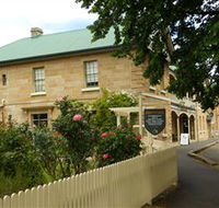 Ross Hotel - Accommodation Sunshine Coast