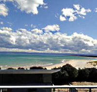 Freycinet Beach Apartments - Accommodation Sunshine Coast