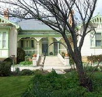 Mayfield Manor - Accommodation Sunshine Coast
