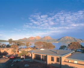 Edge Of The Bay Resort - Accommodation Sunshine Coast 2