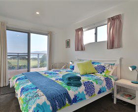 Seymour Waves - Accommodation Sunshine Coast 1
