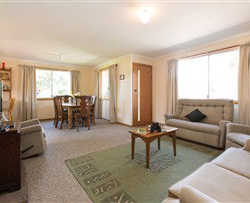 Shuckers Cottages - Accommodation Sunshine Coast 3