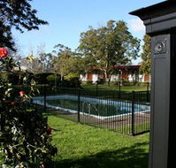 Captains Lodge International - Accommodation Sunshine Coast