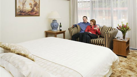 Captains Lodge International - Accommodation Sunshine Coast 5