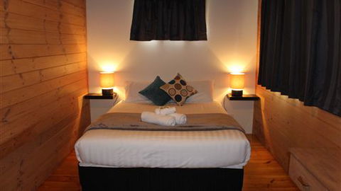Lakes And Craters Holiday Park - Accommodation Sunshine Coast 1