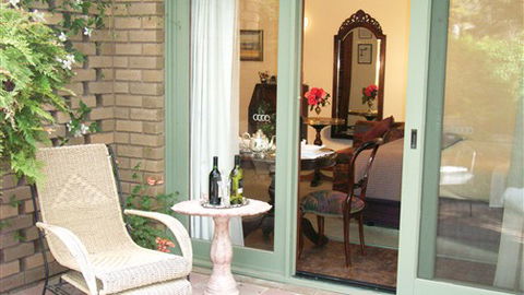 Forlonge Bed & Breakfast - Accommodation Sunshine Coast 0